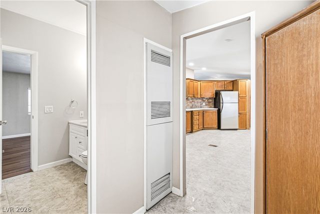 6016 Great Smoky Avenue, Las Vegas, NV 89156