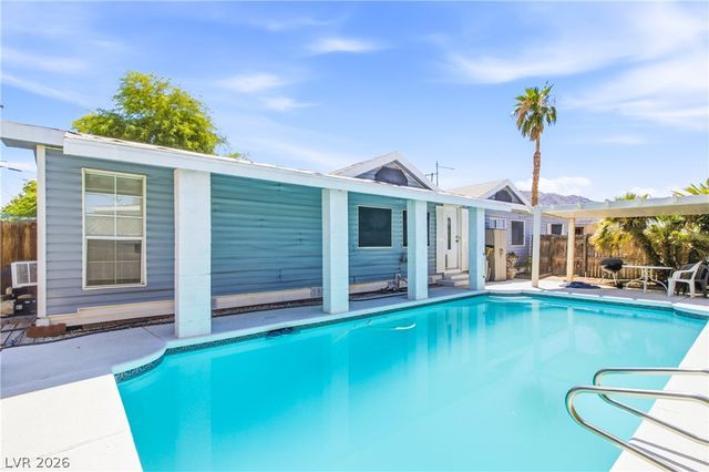 6016 Great Smoky Avenue, Las Vegas, NV 89156