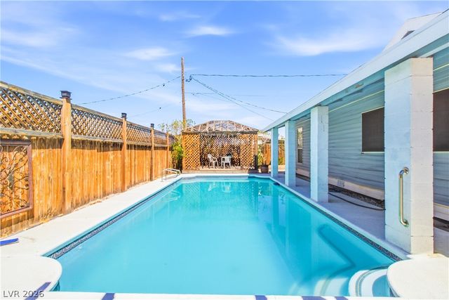 6016 Great Smoky Avenue, Las Vegas, NV 89156