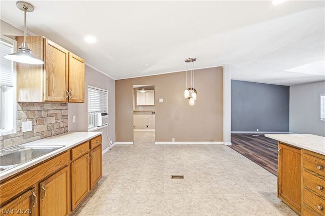 6016 Great Smoky Avenue, Las Vegas, NV 89156