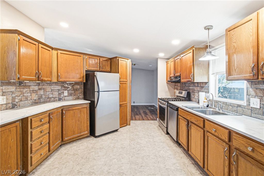 6016 Great Smoky Avenue, Las Vegas, NV 89156 — photo 4