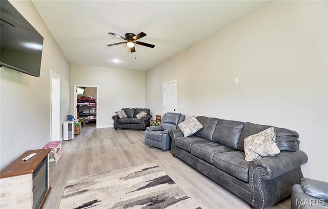 100 Blackmore Road, Foley, MO 63347