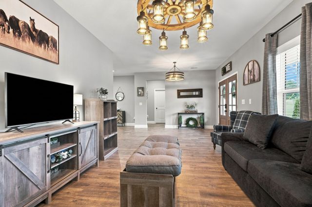 34516 Buckner Hills Rd, Bon Aqua, TN 37025