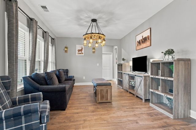 34516 Buckner Hills Rd, Bon Aqua, TN 37025