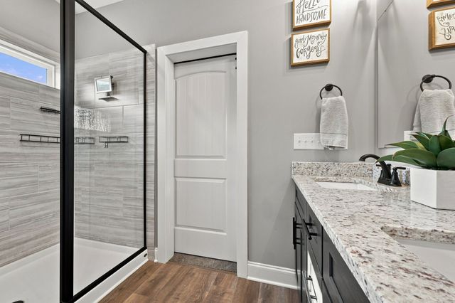 34516 Buckner Hills Rd, Bon Aqua, TN 37025