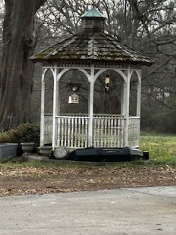 1006 Ridge Road, Hartwell, GA 30643