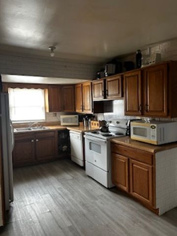 1006 Ridge Road, Hartwell, GA 30643