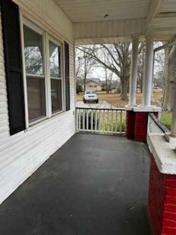 1006 Ridge Road, Hartwell, GA 30643