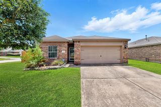 737 Grassy Knoll Lane, La Marque, TX 77568
