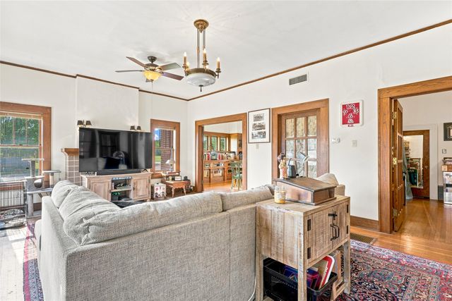 701 Pecan Street, Honey Grove, TX 75446