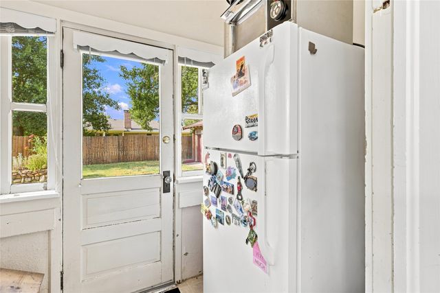 701 Pecan Street, Honey Grove, TX 75446