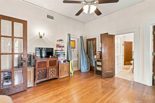 701 Pecan Street, Honey Grove, TX 75446