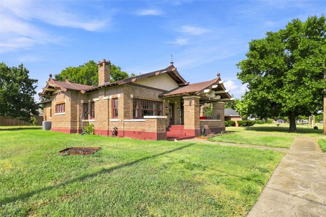 701 Pecan Street, Honey Grove, TX 75446