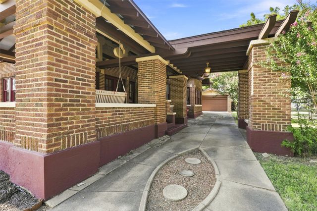 701 Pecan Street, Honey Grove, TX 75446