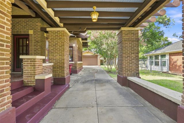 701 Pecan Street, Honey Grove, TX 75446