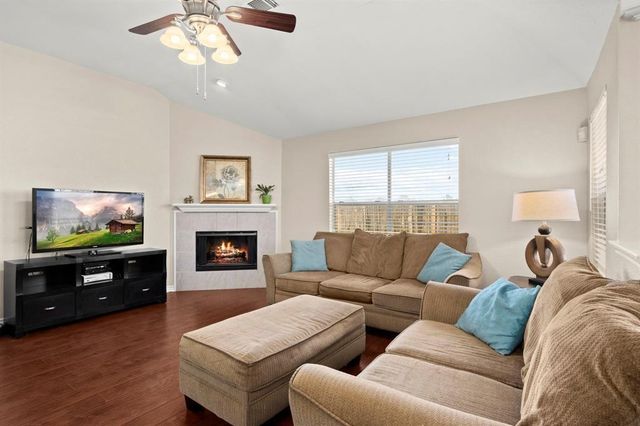 23035 N Waterlily Drive, Richmond, TX 77406