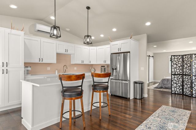 10916 Bay Meadows Lane, Burlington, WA 98233