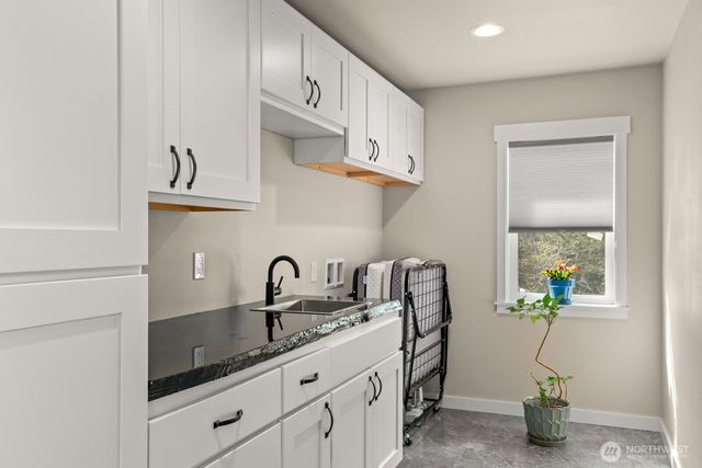 10916 Bay Meadows Lane, Burlington, WA 98233