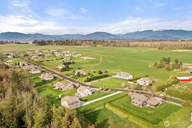 10916 Bay Meadows Lane, Burlington, WA 98233