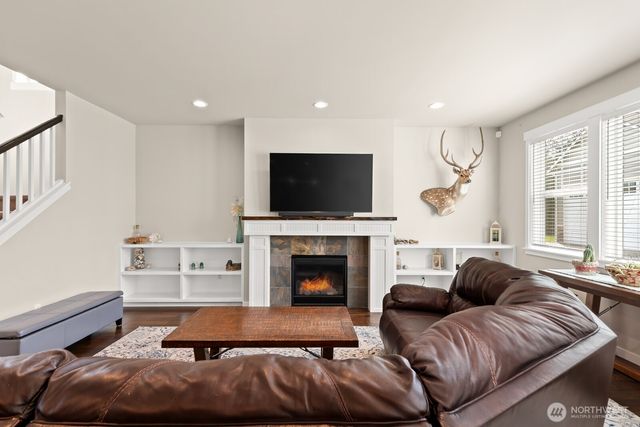 10916 Bay Meadows Lane, Burlington, WA 98233