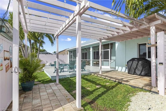 2114 SW 29th TER, Cape Coral, FL 33914