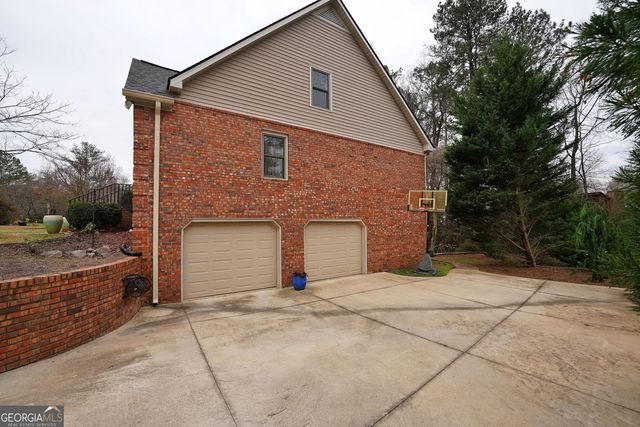 2150 Wenlok Trail NE, Marietta, GA 30066
