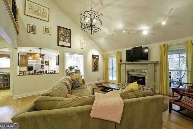 2150 Wenlok Trail NE, Marietta, GA 30066