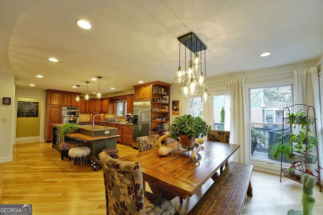 2150 Wenlok Trail NE, Marietta, GA 30066