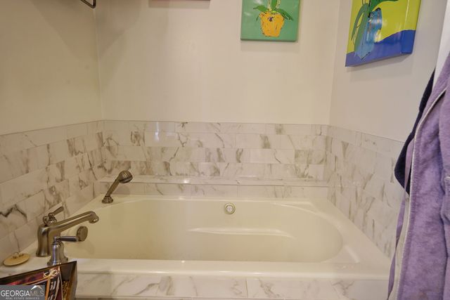 2150 Wenlok Trail NE, Marietta, GA 30066