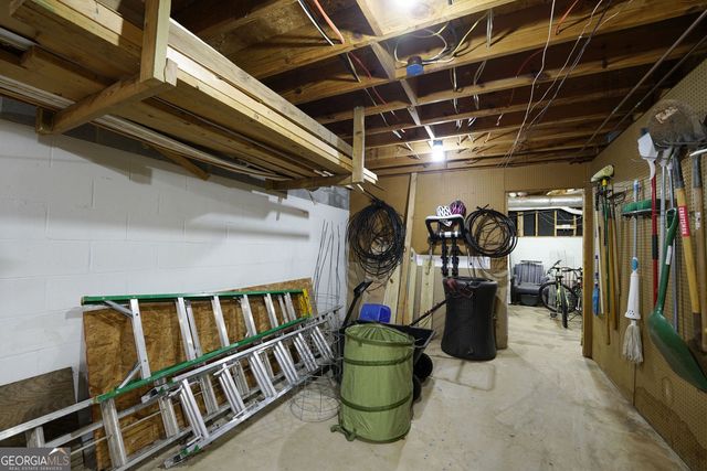 2150 Wenlok Trail NE, Marietta, GA 30066