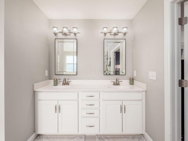 840 Clear Brook Lane, Delaware, OH 43015