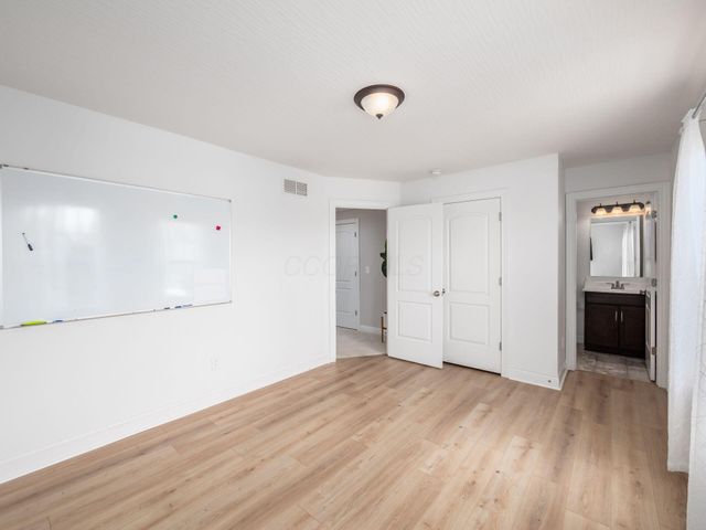 840 Clear Brook Lane, Delaware, OH 43015