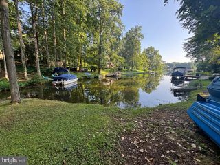 15978 COVE LN, Dumfries, VA 22025