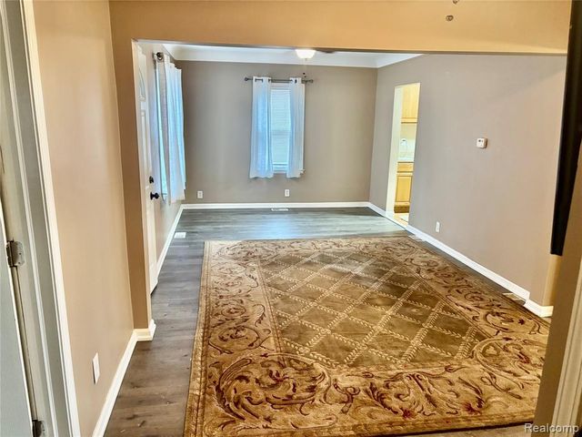 11216 Cape Cod Street, Taylor, MI 48180