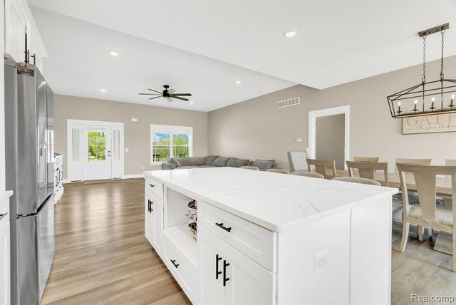 7600 Church Road, Imlay City, MI 48444