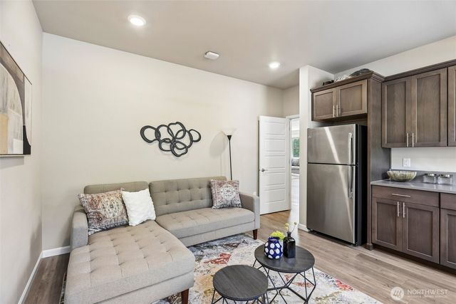 35816 2nd Avenue SW, Federal Way, WA 98023