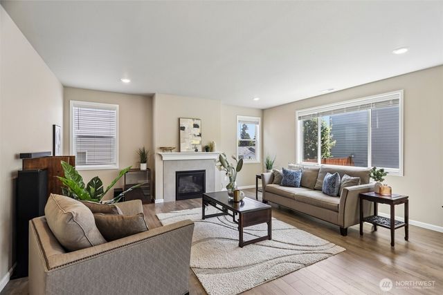 35816 2nd Avenue SW, Federal Way, WA 98023