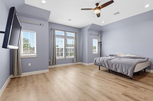 6734 Avenue P, Houston, TX 77011