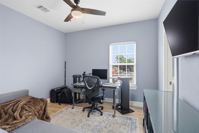 6734 Avenue P, Houston, TX 77011