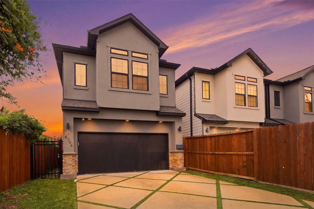 6734 Avenue P, Houston, TX 77011