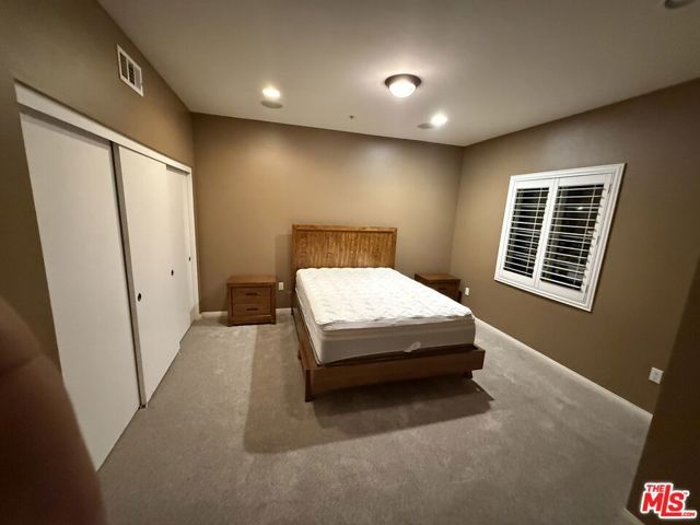 12078 S Broadway, Los Angeles, CA 90061