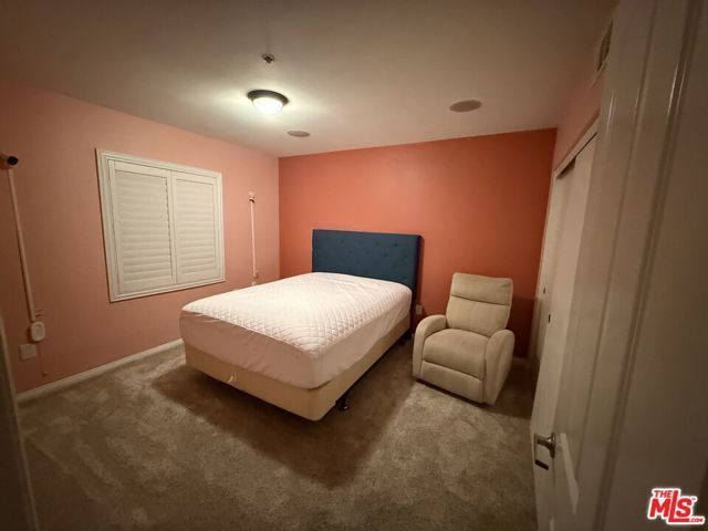 12078 S Broadway, Los Angeles, CA 90061