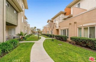 12078 S Broadway, Los Angeles, CA 90061