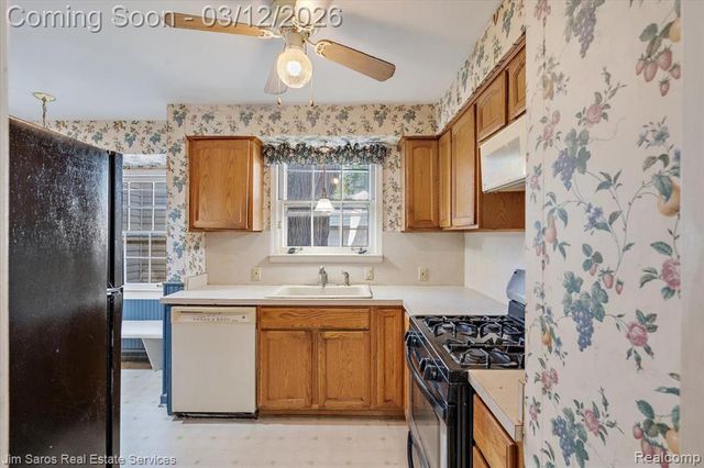 3828 Bishop Street, Detroit, MI 48224