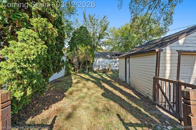 3828 Bishop Street, Detroit, MI 48224