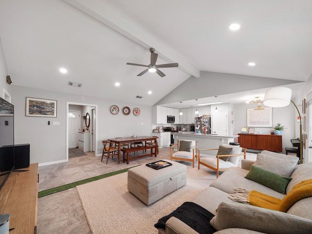 5014 Mary Lou Drive, Houston, TX 77092