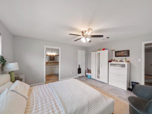 5014 Mary Lou Drive, Houston, TX 77092