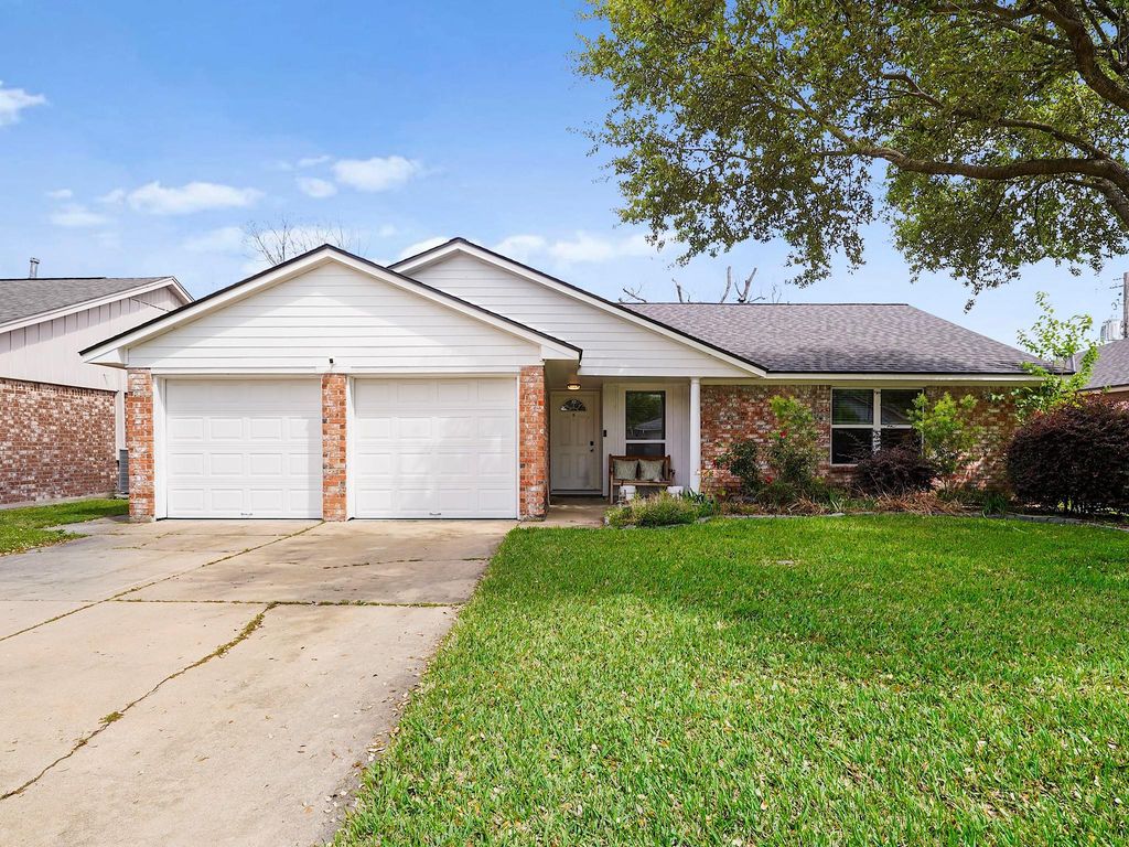 5014 Mary Lou Drive, Houston, TX 77092