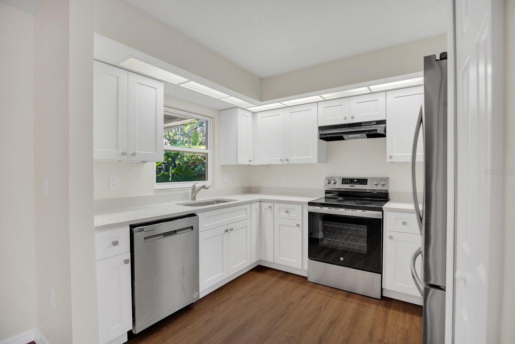 Image 3 of property listing at 5357 SUNRISE BOULEVARD, Orlando, FL 32803