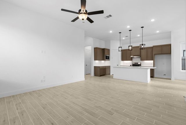 12115 Wild Bend Drive, Mont Belvieu, TX 77523